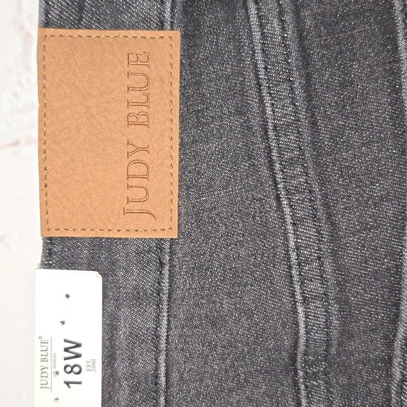 Judy Blue Faded Black Denim Tummy Control High Waist Skinny Fit Jean Size 18W - Picture 8 of 14